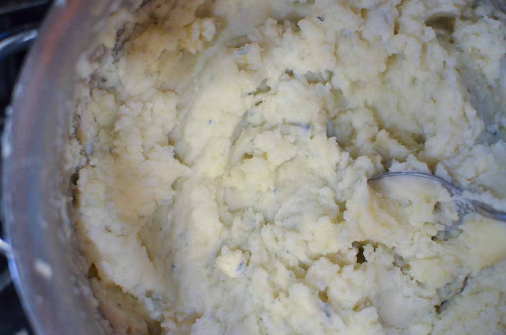 Look at all the little gorgonzola specks! Yum!!!